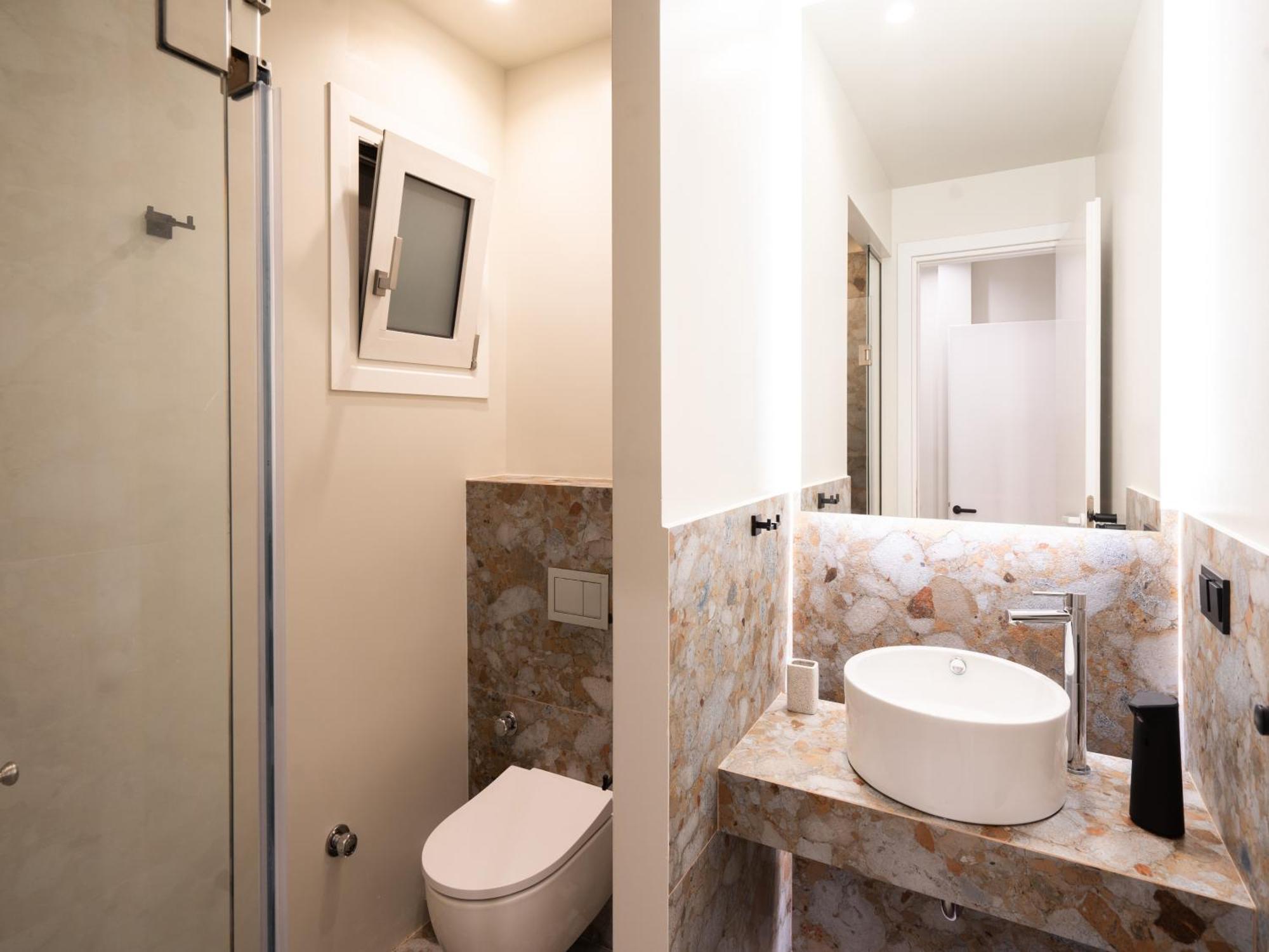 A Place 4U No6 - City Escape With Balcony Lounge & Open Living Space Афины Экстерьер фото