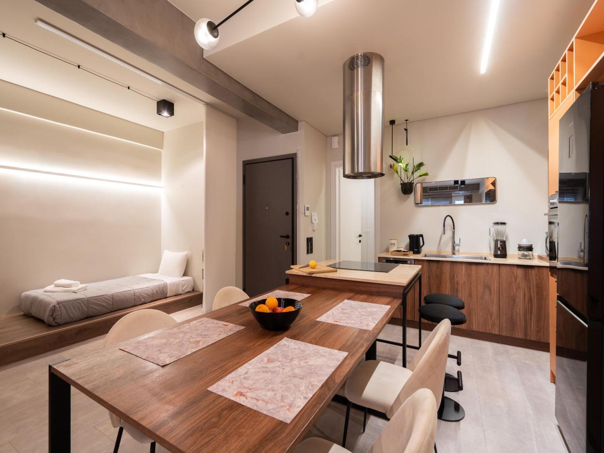 A Place 4U No6 - City Escape With Balcony Lounge & Open Living Space Афины Экстерьер фото